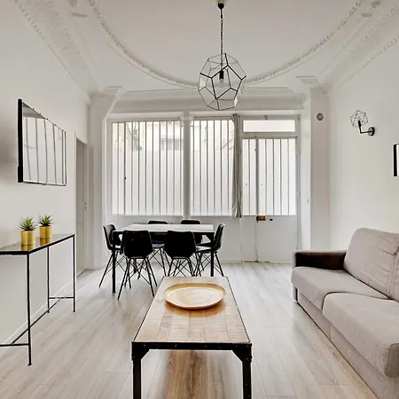 Appartamento Magnificent - 2br 6p - Rochechouart Parigi